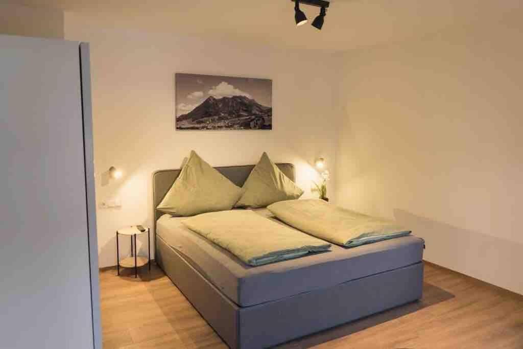 Im Allgaeu-sonnigen Balkon Und Alpenpanorama, 5 Min Zum *